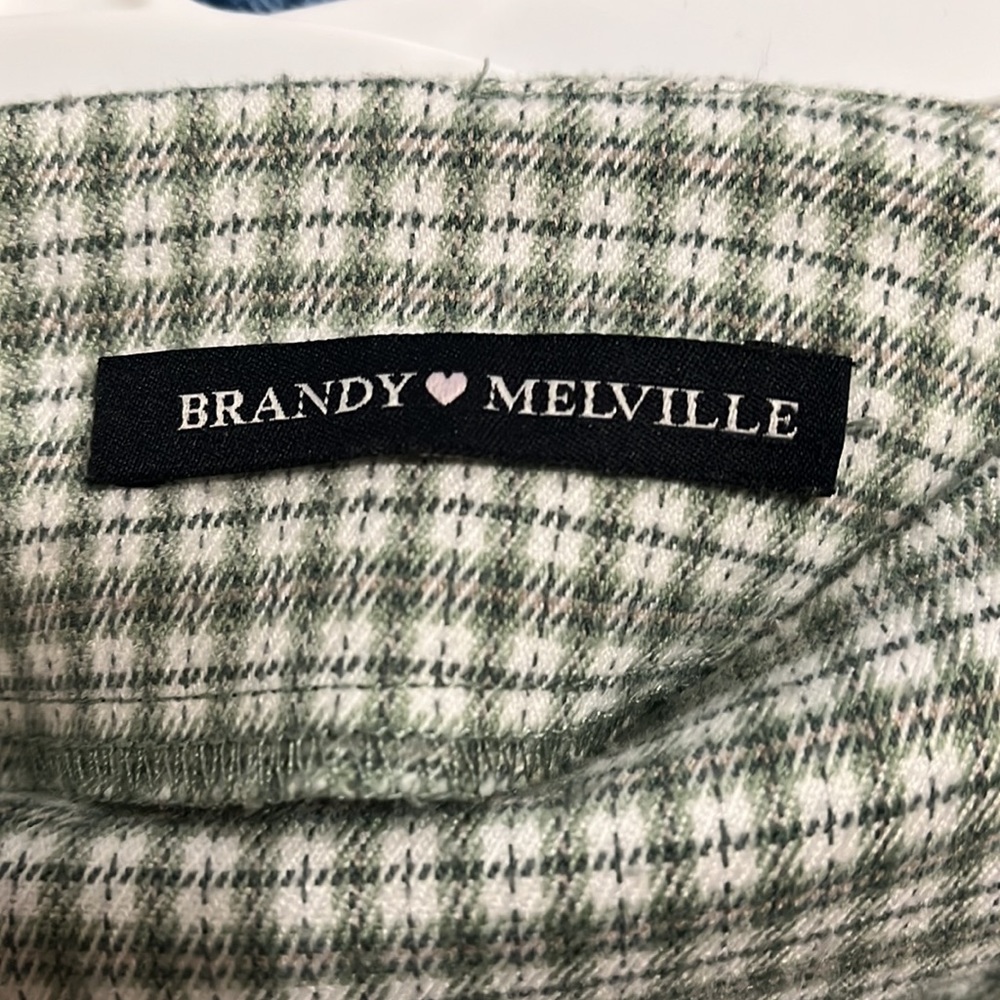 Brandy Melville skirt - Picture 4 of 4